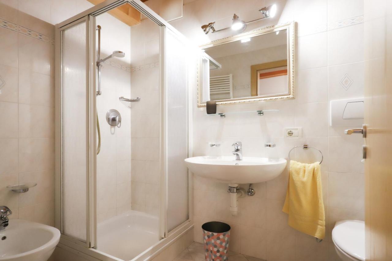 Residence Hof Am Keller Монтаня Екстериор снимка