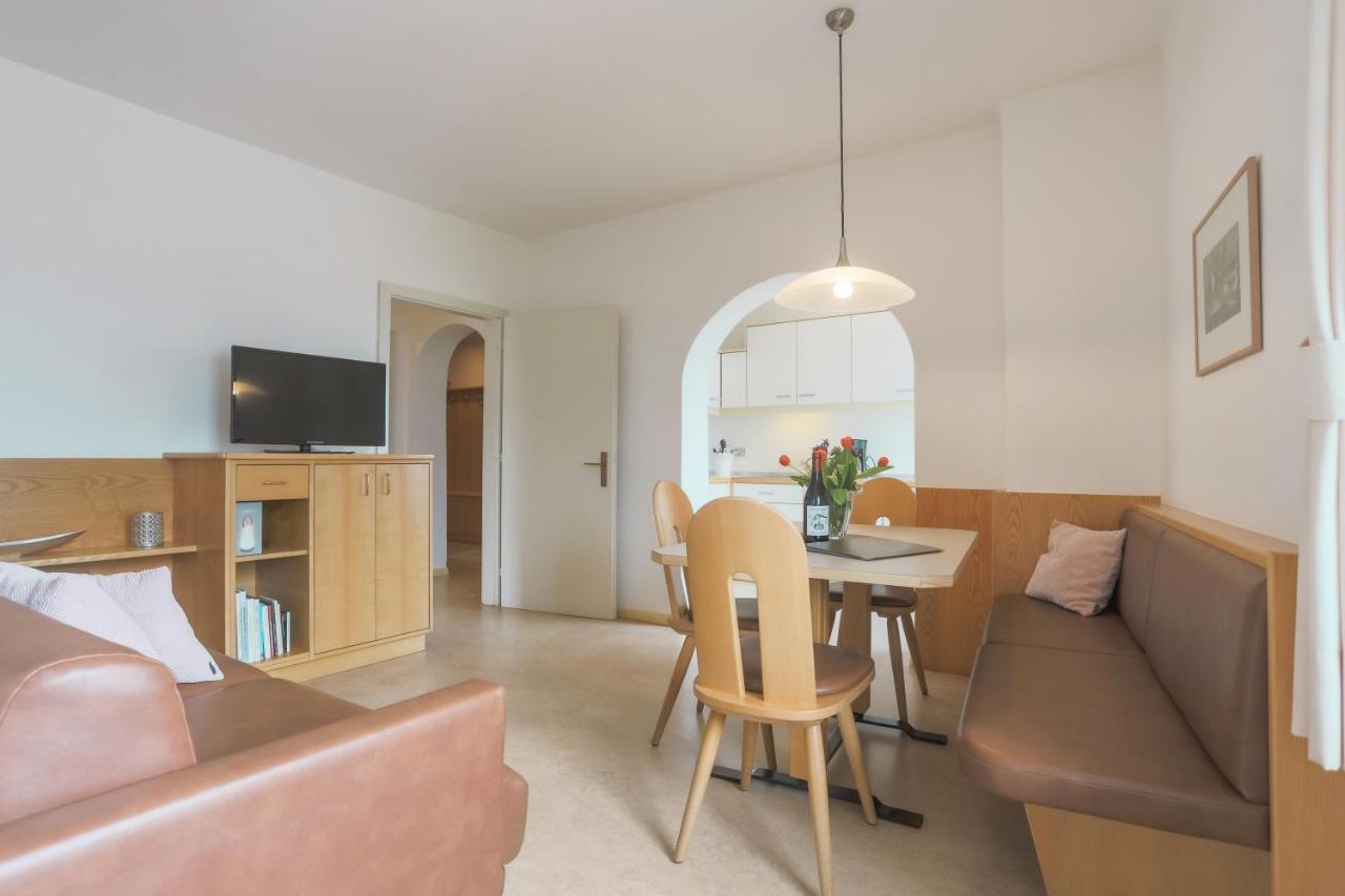 Residence Hof Am Keller Монтаня Екстериор снимка