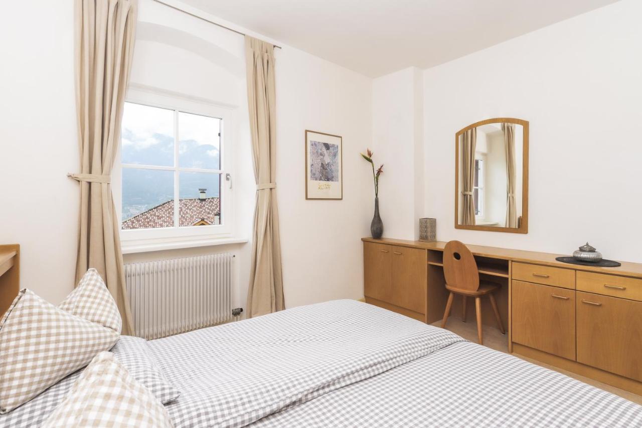 Residence Hof Am Keller Монтаня Екстериор снимка